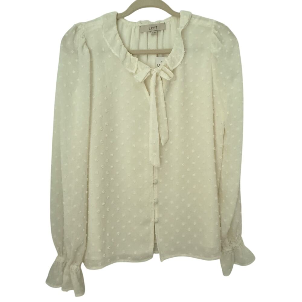 NWT LOFT Cream Textured Button Blouse – Size XS